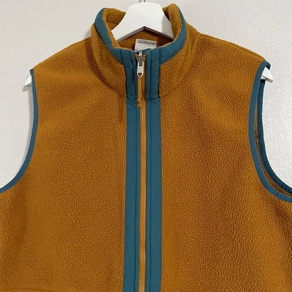THE NORTH FACE Men's Carbondale Vest - Picture 6 of 12